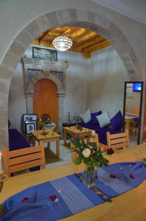 Riad As-Sawíra Exteriér fotografie