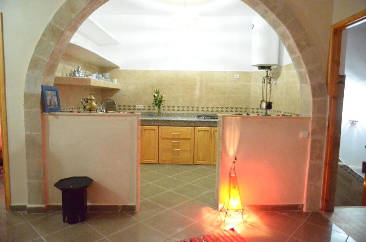 Riad As-Sawíra Exteriér fotografie