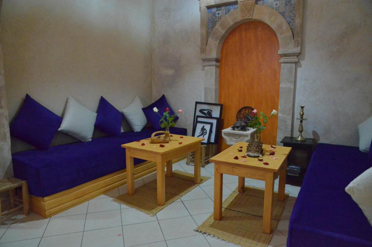 Riad As-Sawíra Exteriér fotografie